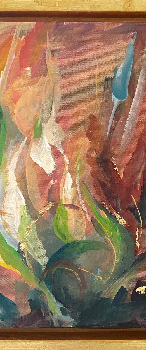 Energetic Essence by MOMALYU