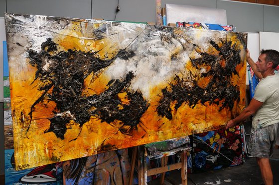 Grunged Sienna 270cm x 120cm Sienna Black Textured Abstract Art