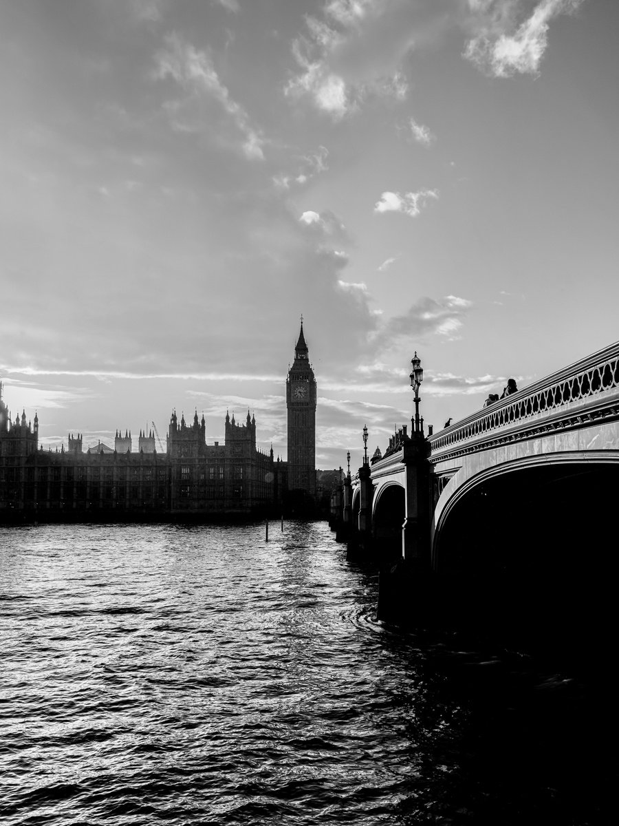 Photorealistic Photograph , Old London By Fabio Accorri?, 16 X 20, Artwork For Sale On Artfinder