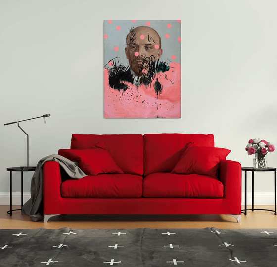Lenin with Pink Circles
