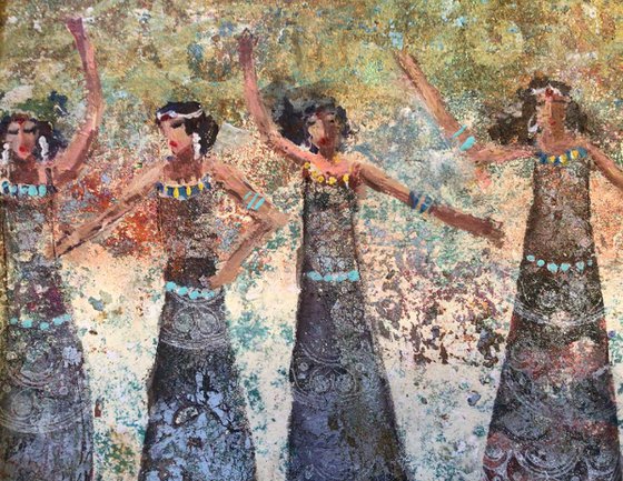 ANCIENT DANCING GIRLS