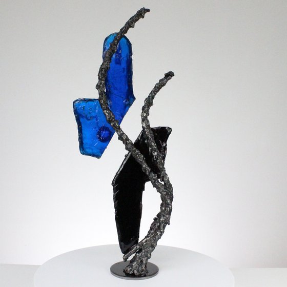 Idol CLXVI - Metal sculpture body molten glass and steel
