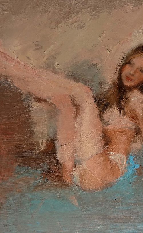 Ambre in white by Manuel Leonardi