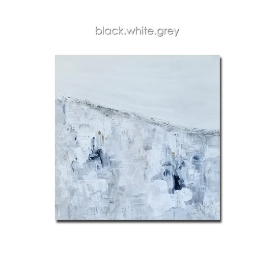 BLACK.WHITE.GREY