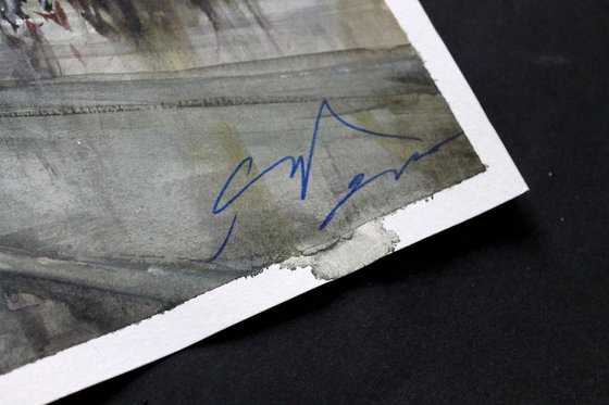 Raining at Arc de Triomphe