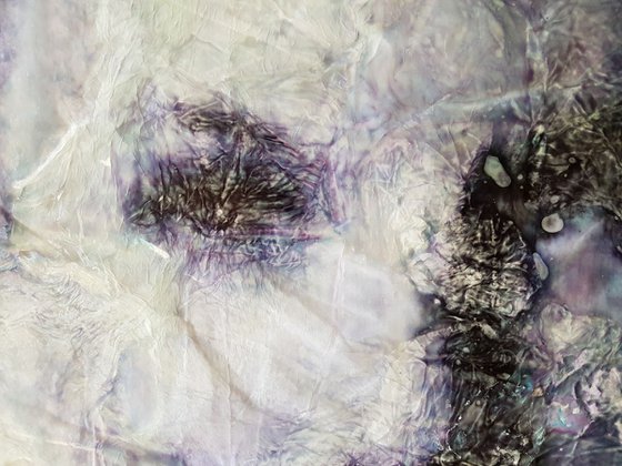 Look into my eye (n.339) - 51,00 x 72,00 x 2,50 cm - ready to hang - mix media painting on stretched canvas