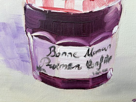 Jam in the small glass jar