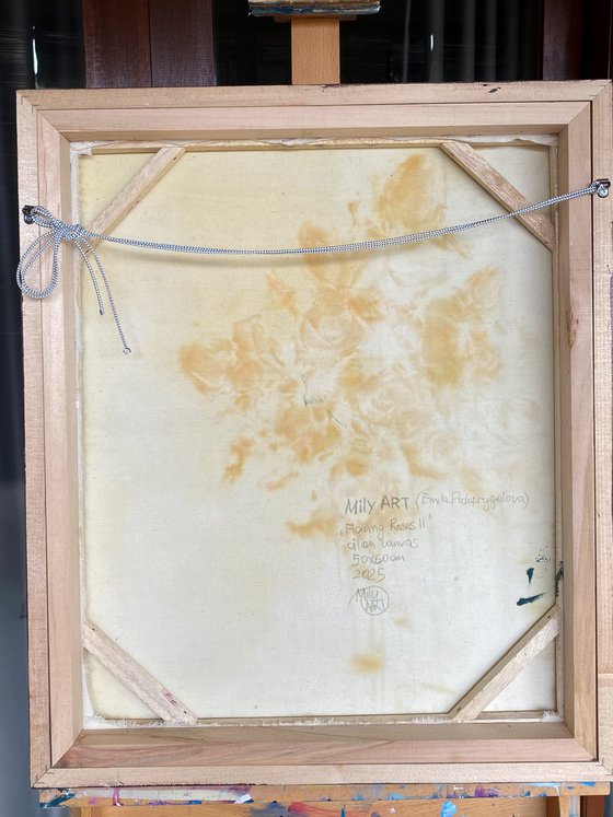 Flowing Roses II – Rose Bouquet