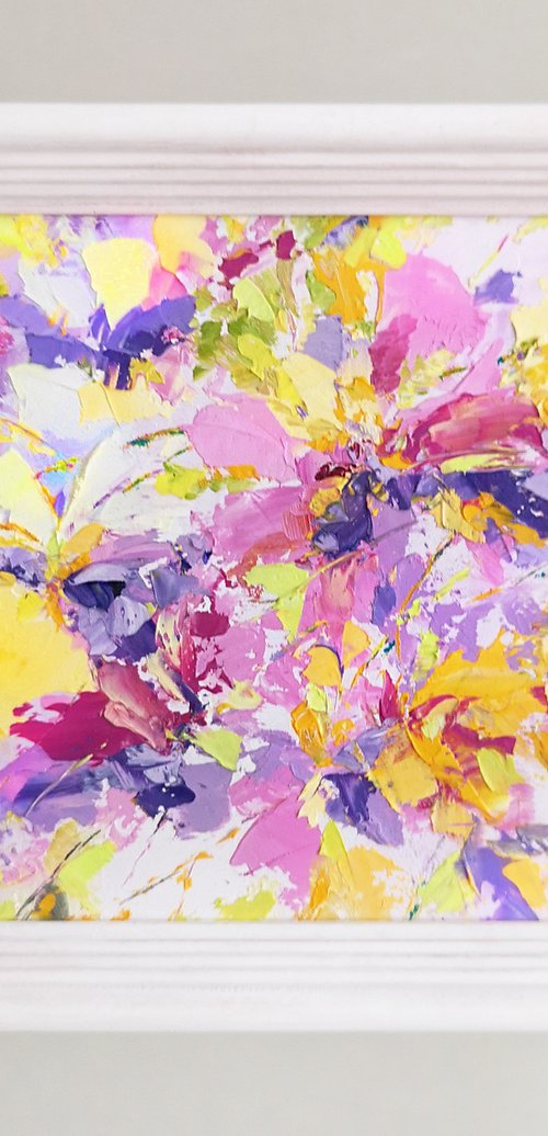 Small oil painting with colorful abstract flowers by Olga Grigo