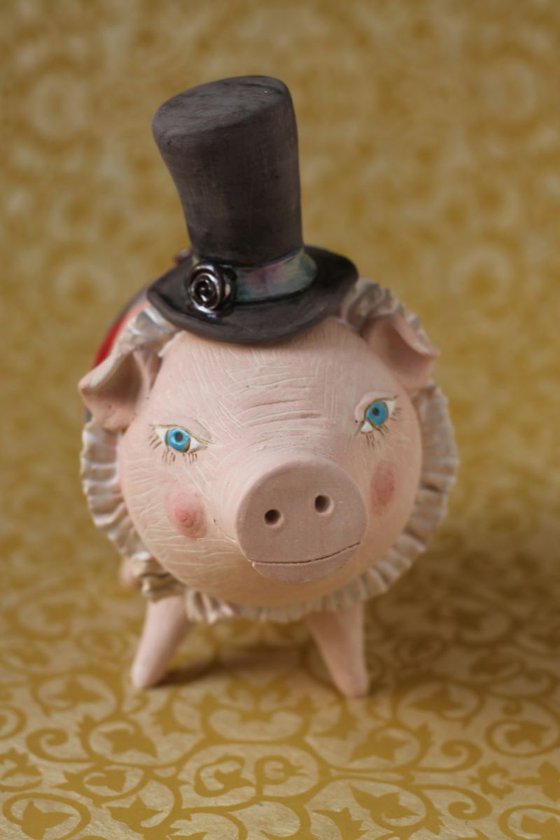 Pig with a hat. by Elya Yalonetski