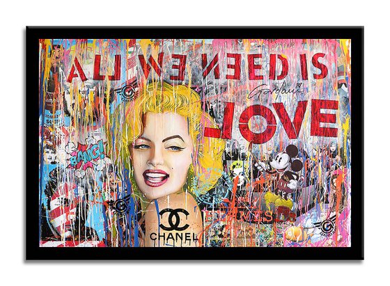 Marilyn All we need is ... Love