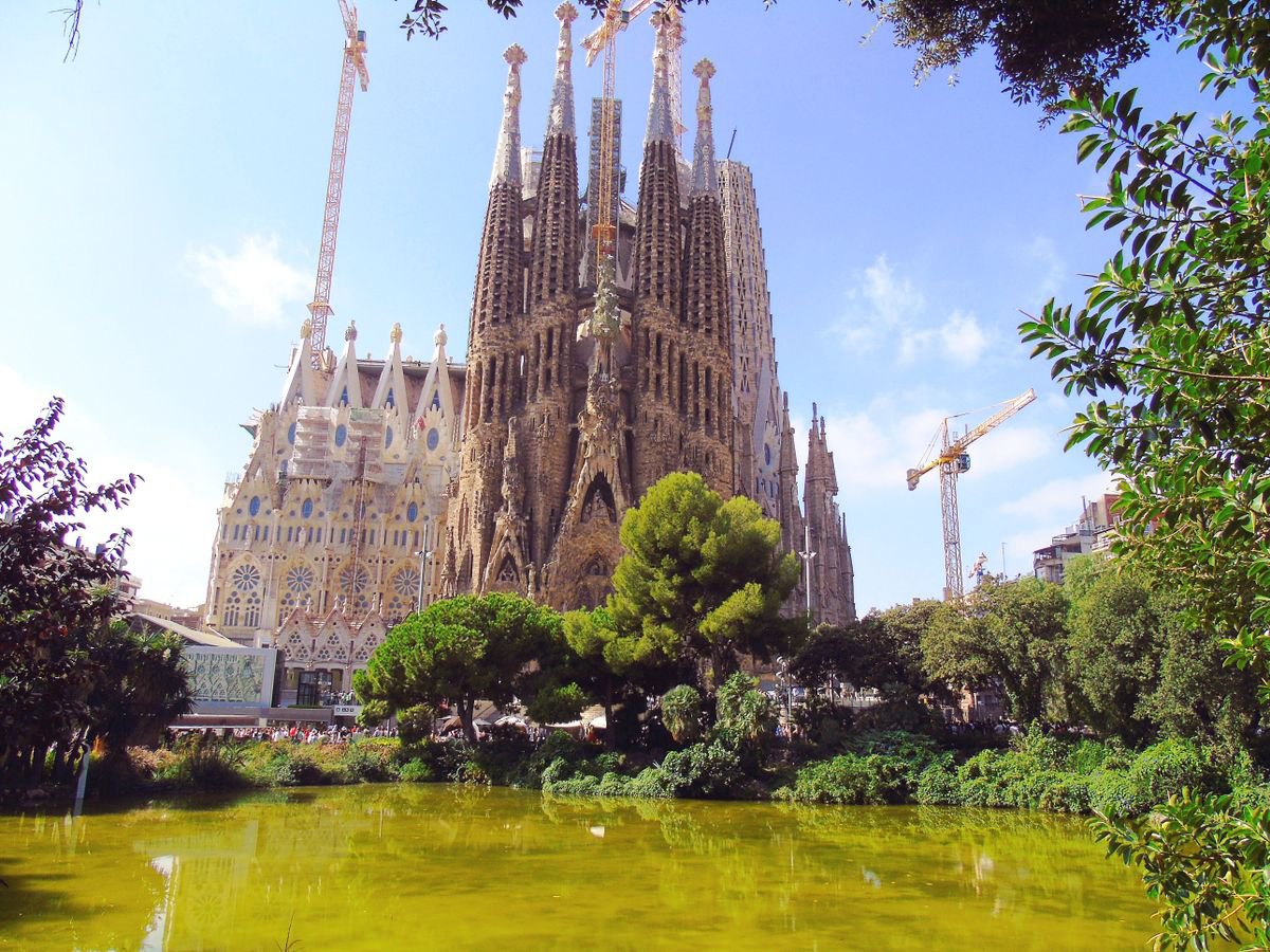 Sagrada Familia by Olexsandr Tsytsenko