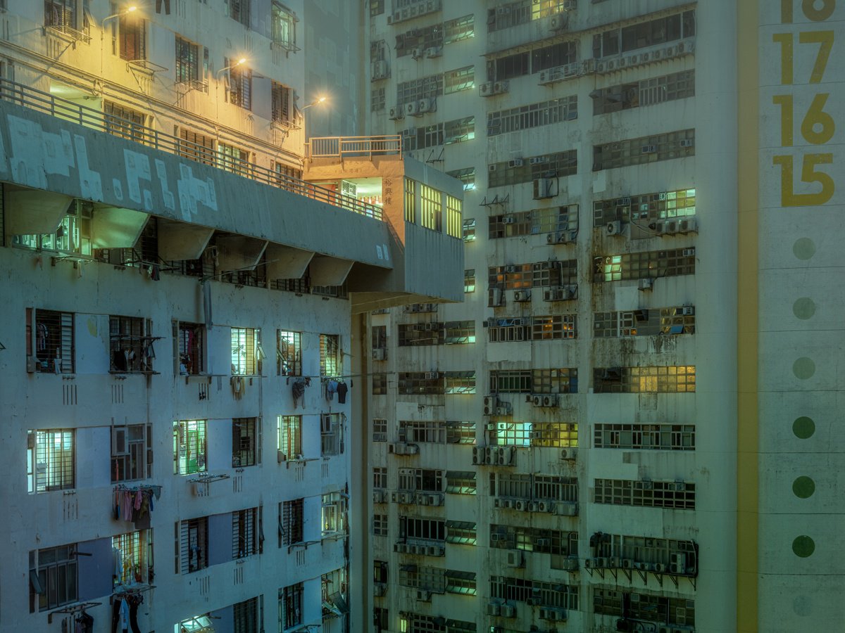 Photorealistic Cityscapes Photograph By Serge Horta, 55 X 41", 17Th Floor, Original Artwork