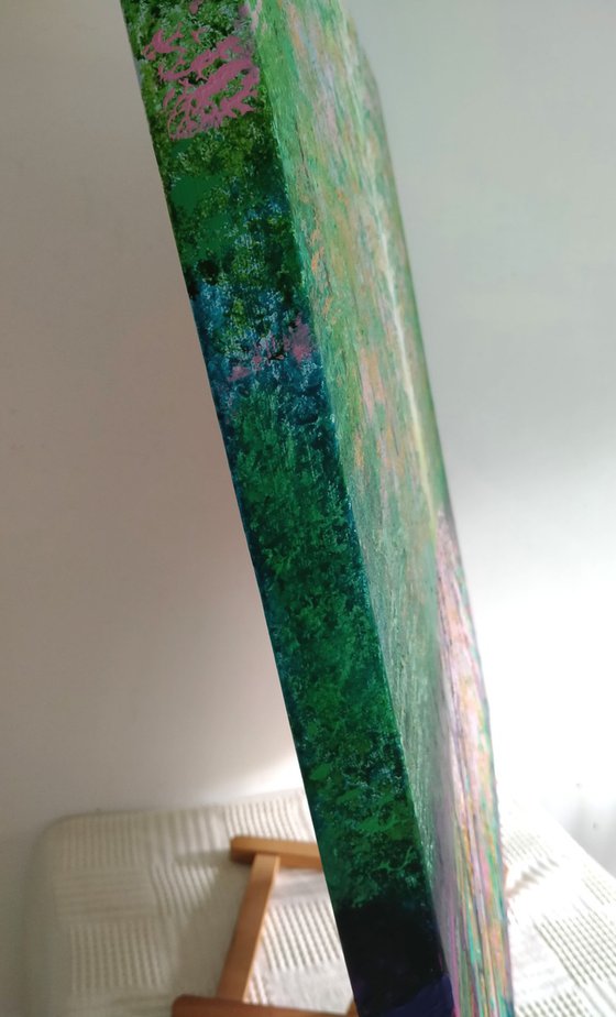 Gold and Magenta Wood