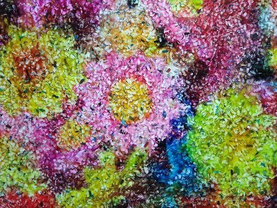 Flowers - 02 - (n.500) - acrylic painting on shredded paper