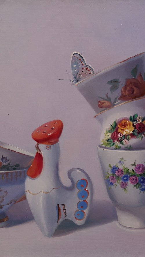 "Still life with a figurine of a rooster" by Lena Vylusk