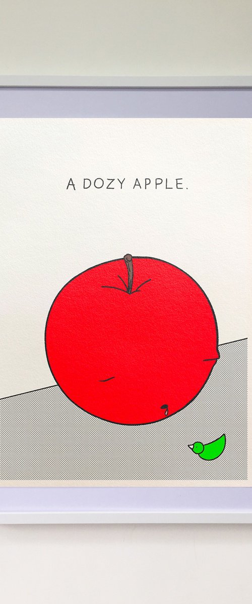 A Dozy Apple by mr clement