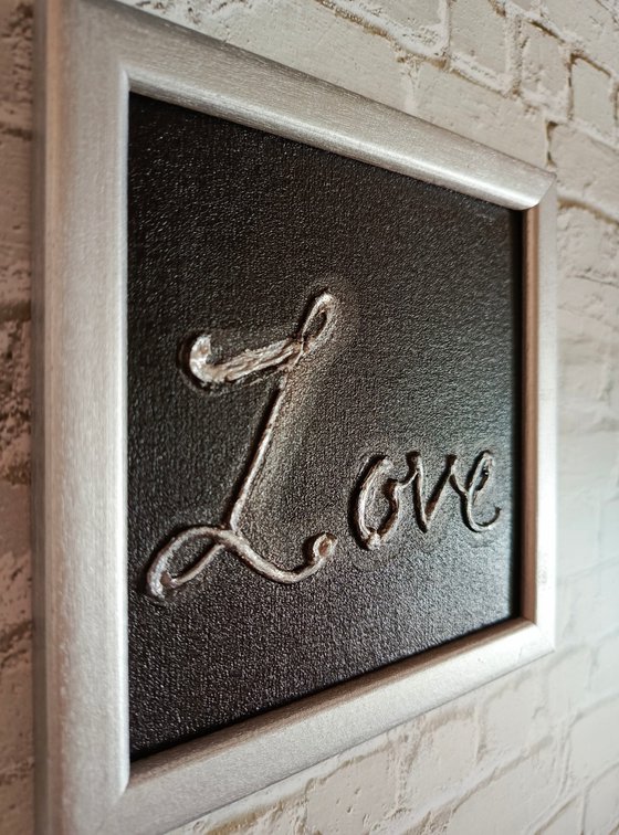 Ready framed gift Love