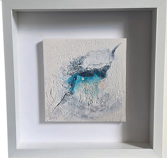 White Little story VI