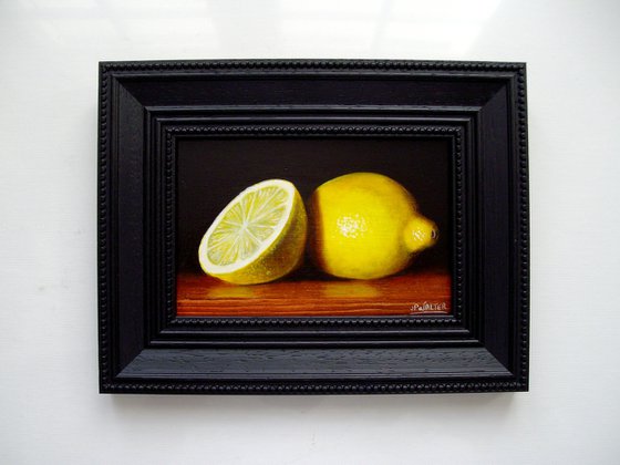Lemons in chiaroscuro