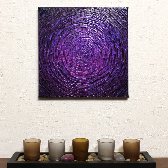 Purple concentric shine