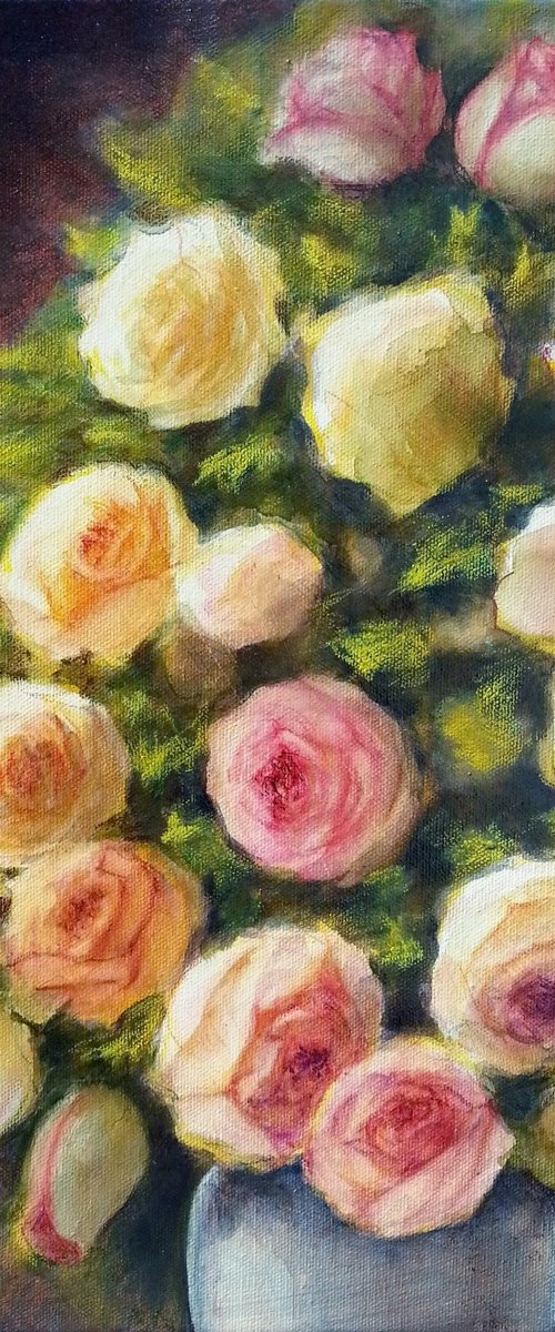 Bunch of roses by Fabienne Monestier