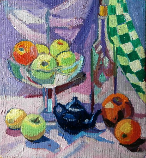 Still life 33 / 9 x 8.3 cm