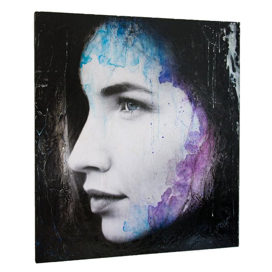 "Caerula" (XXL artwork 100x90x4 cm) - Unique portrait artwork on wood (abstract, portrait, original, resin, beeswax, painting, 3D, oil, acrylic, eyes, face)