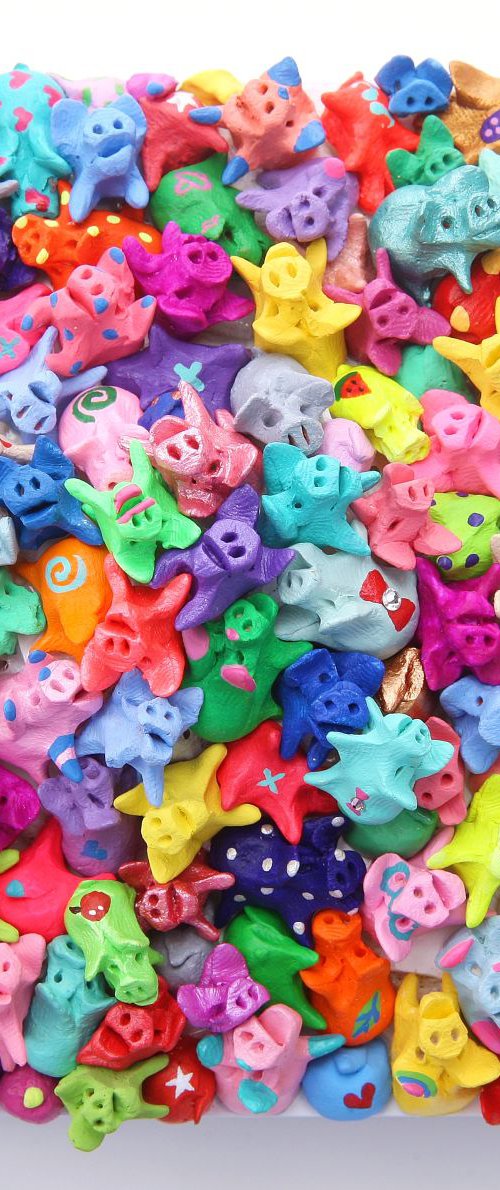Piggies #15 by Seunghwui Koo