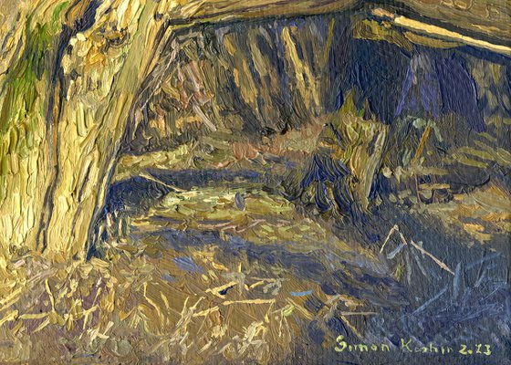 A broken tree near the Likhoborka River