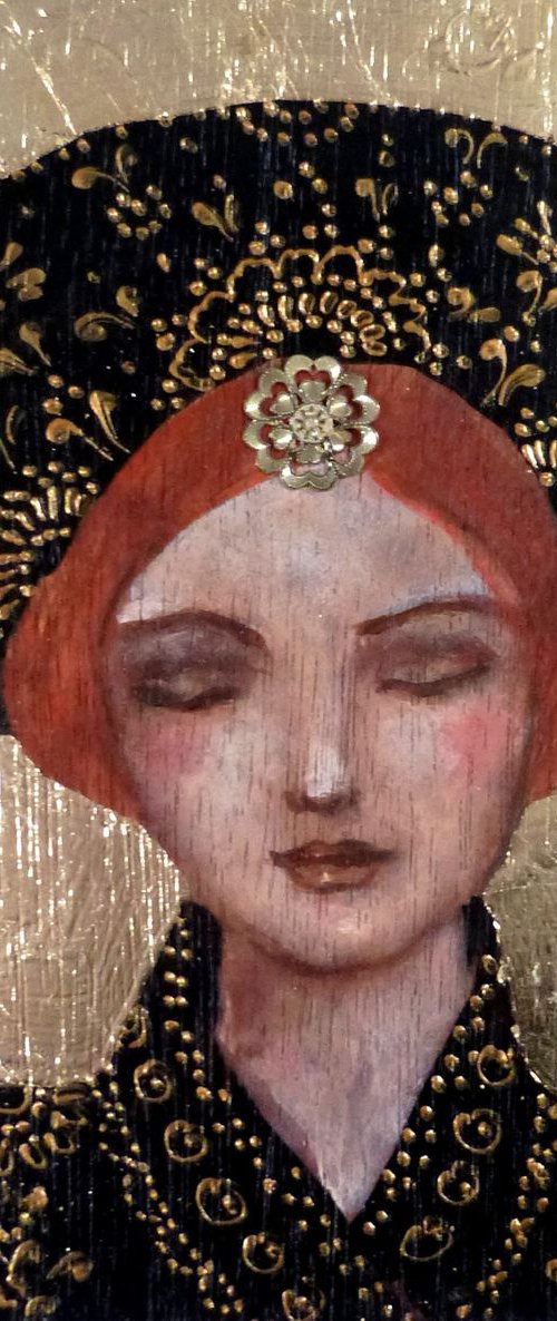 Female redhead icon on wooden panel 20 x 20 cm. "Antonina". by Loetitia Pillault