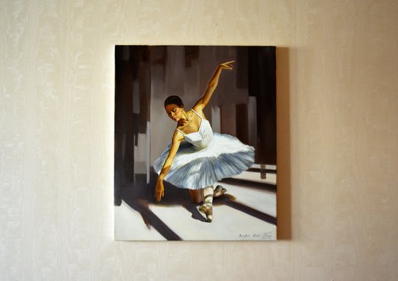 Dancing in the light III