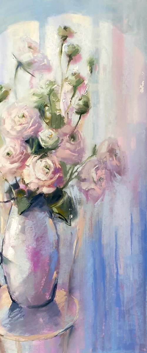 White flowers bouquet in contre-jours by Elena Genkin