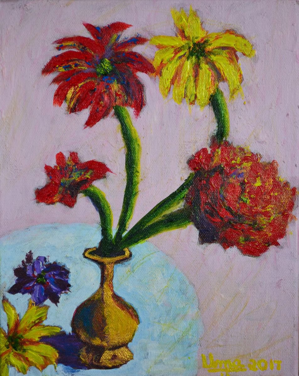 Flowers in a Vase by Uma  Krishnamoorthy