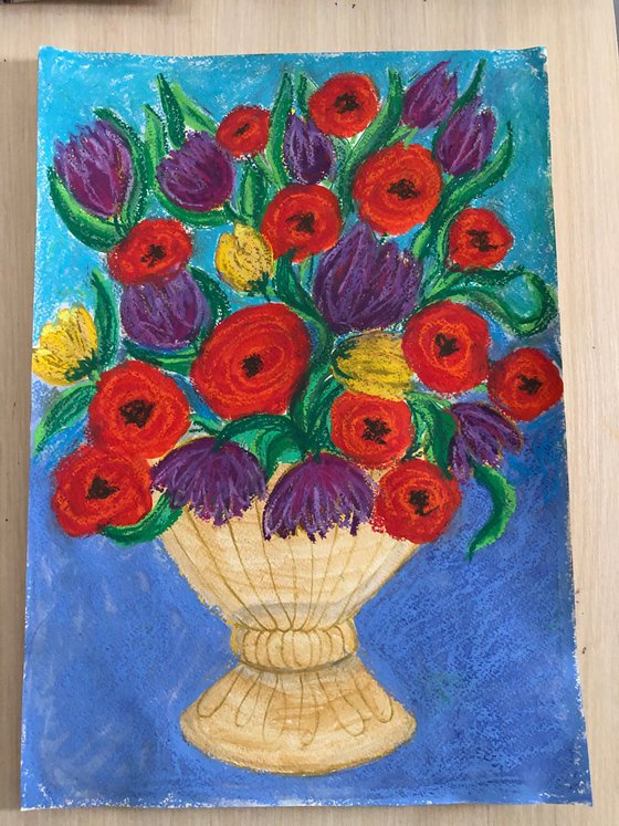 Bouquet of poppies and tulips