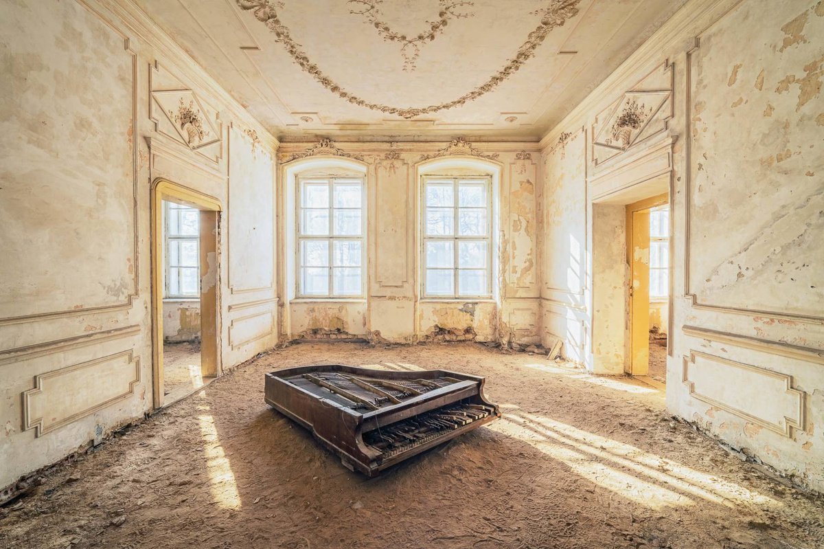 Photorealistic Cityscapes Photograph By Michael Schwan, 61 X 41", 50°27