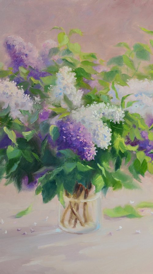 Lilac by Ruslan Kiprych