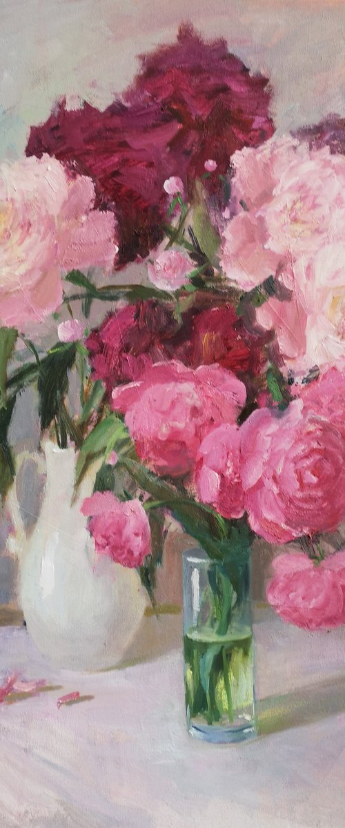 Bouquets of peonies by Olga Samar