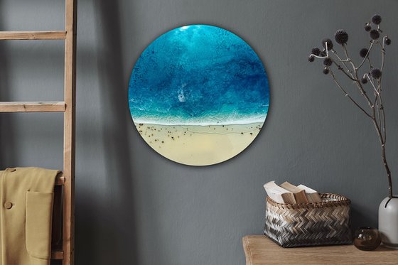 Round ocean #103