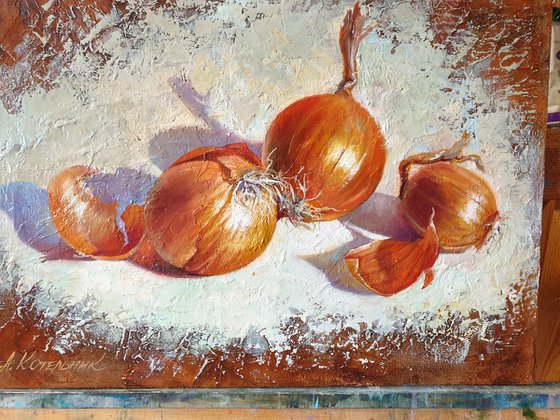 "Onion family."  Onion still life  liGHt original painting PALETTE KNIFE  GIFT (2020)