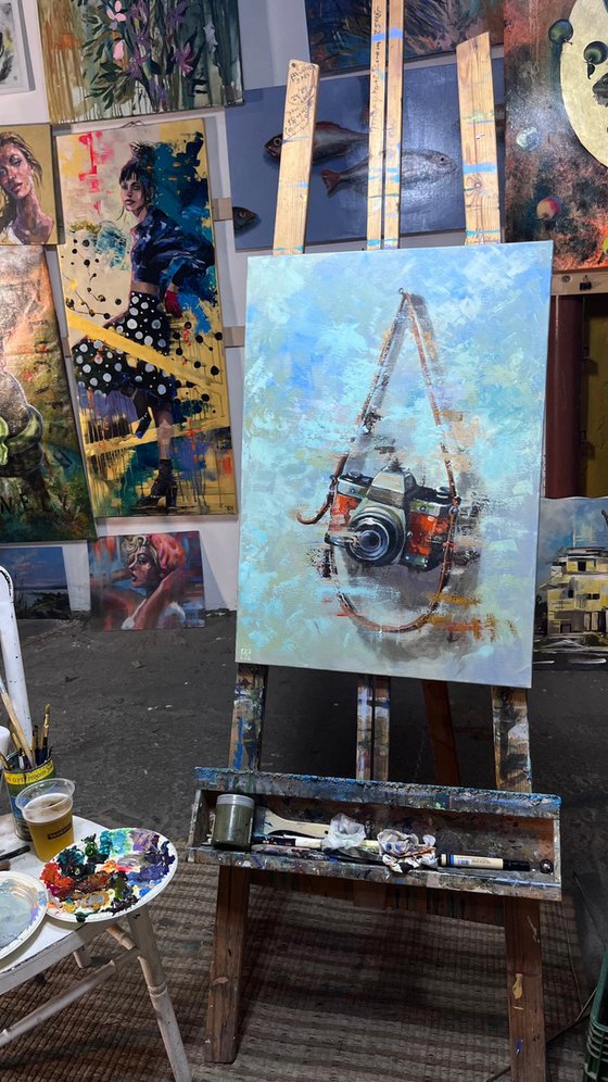 Awaiting the Frame