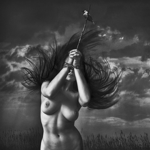 Woman in chains, 100x100cm, silver canvas. by Dariusz Klimczak