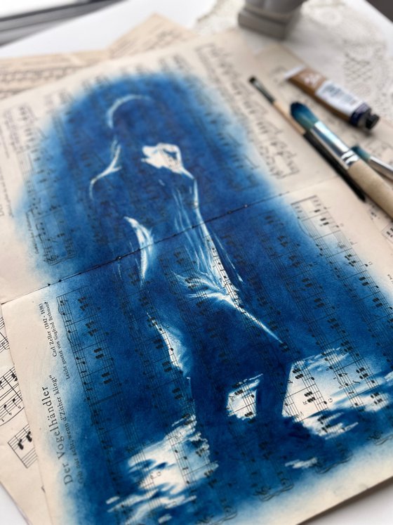 Muse №4 -Moonlight Blue Silhouette