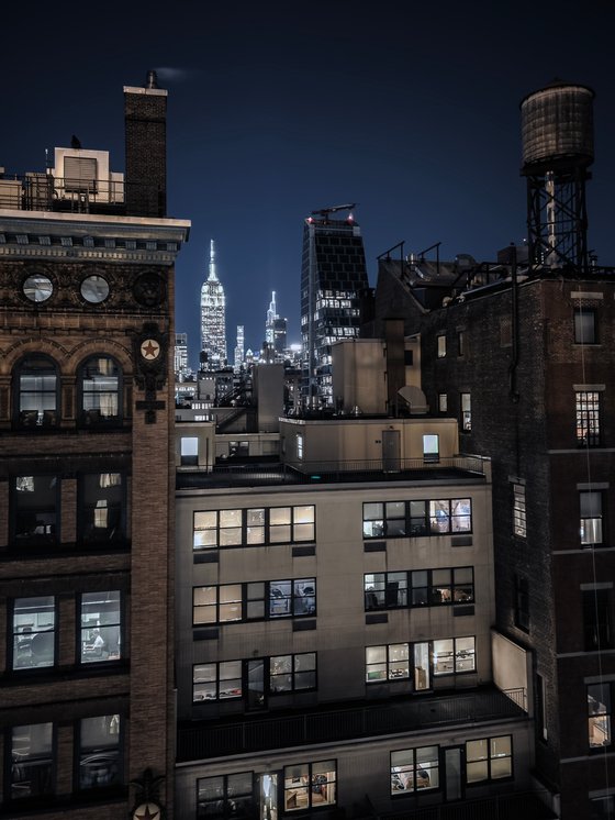 BLUE NIGHT IN MANHATTAN