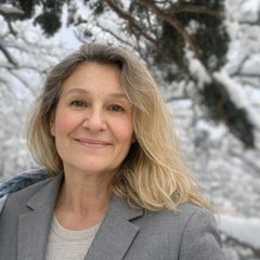 Visit Selene Caspian shop