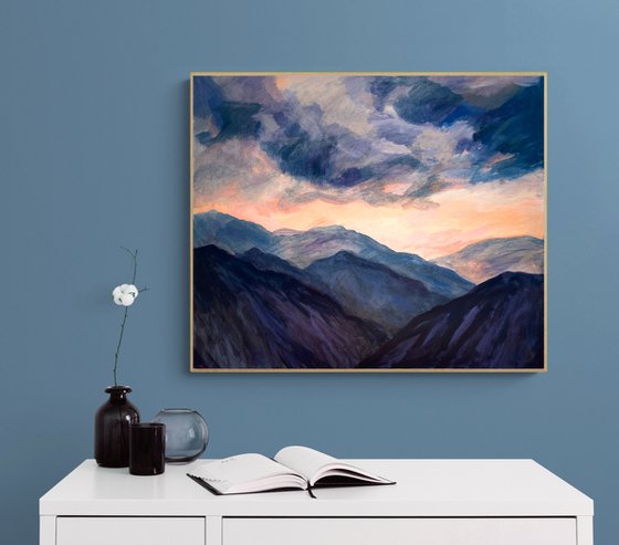 "MOUNTAINS SUNRISE"