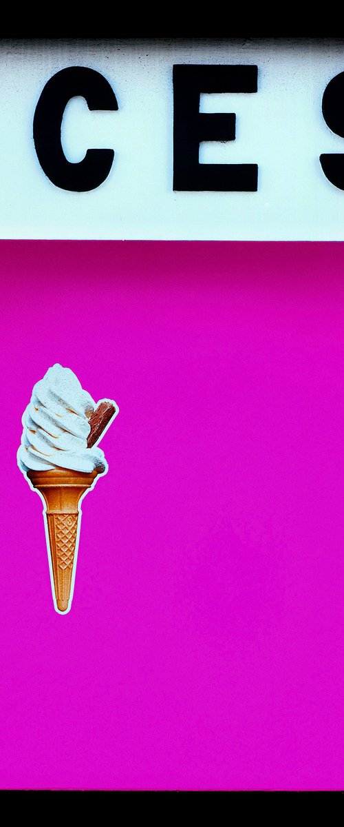 ICES (Pink), Bexhill-on-Sea by Richard Heeps