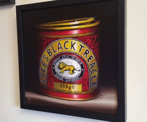 Lyles Black treacle, still life