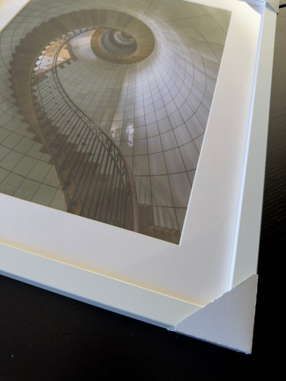 INSIDE THE LIGHTHOUSE