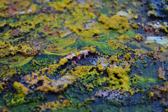 Emotion sylvestre. Heavy textured painting.